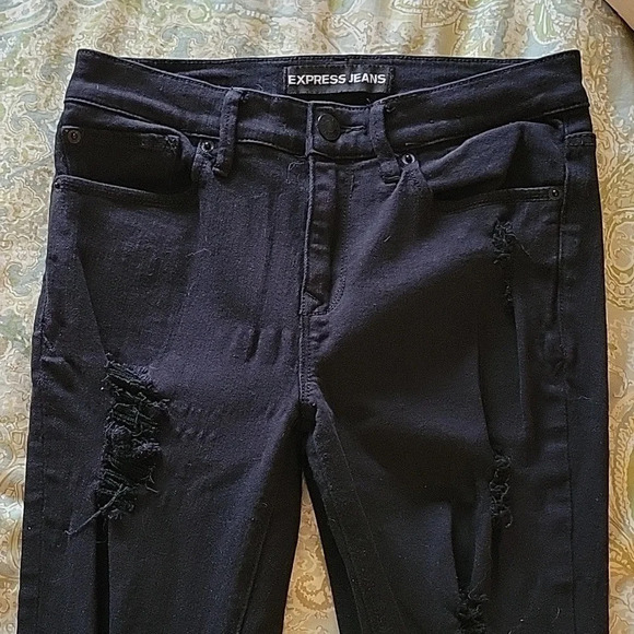 EXPRESS Mid-Rise Distressed Jegging - Picture 3 of 8
